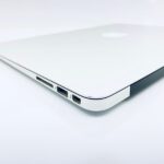 13.3" MacBook Air Intel – 4GB | 128GB | Silver / 7865869 - Image 12