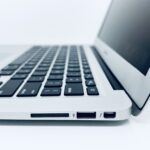 Refurbished 13.3" MacBook Air Intel – 8GB | 128GB | Silver / 7868095 - Image 3