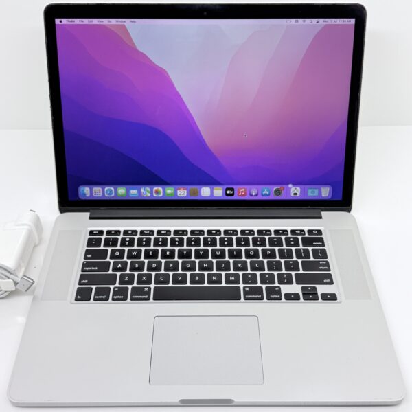 15.4" MacBook Pro | 7868424